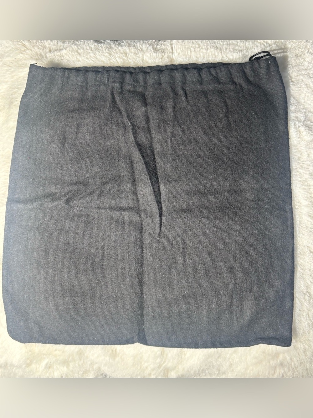Versace Black and White Travel/Dust Bag with Medusa Logo - Picture 4 of 4